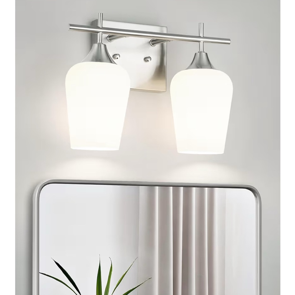 Modern White and Silver Bathroom Vanity Light. Home decor. - Picture 1 of 11